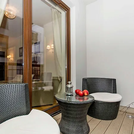 Szafarnia Apartamento Gdansk